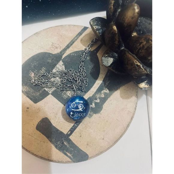 Cancer BLUE GLOBE ZODIAC STAR SIGN HOROSCOPE NECKLACE - Picture 5 of 9